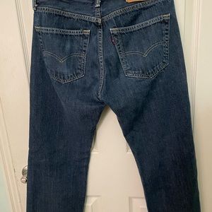 Men Levi’s 505 31x30 used but fair